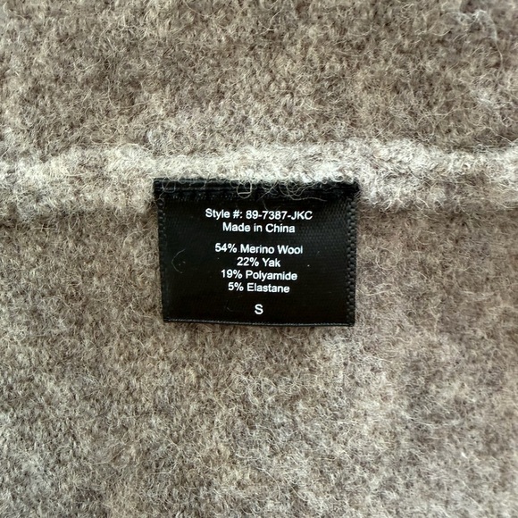 Jenni Kayne Sweater Coat in Oatmeal - Picture 4 of 5